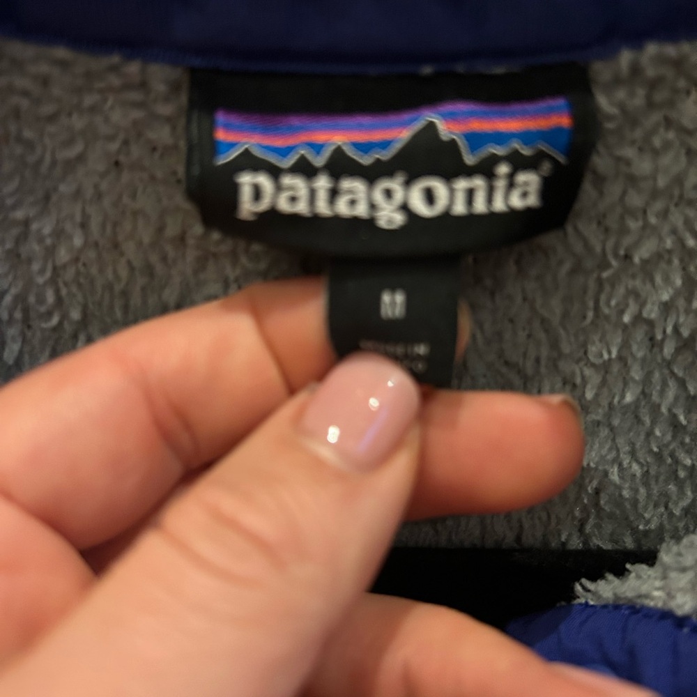 Patagonia Gray Fleece Jacket with Navy Trim and Multicolor Logo